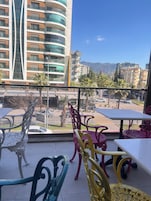 Desayuno bufé gratuito y diario