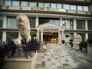 Front of property - Lion Park Suites & Residence Hotel (Aydin)
