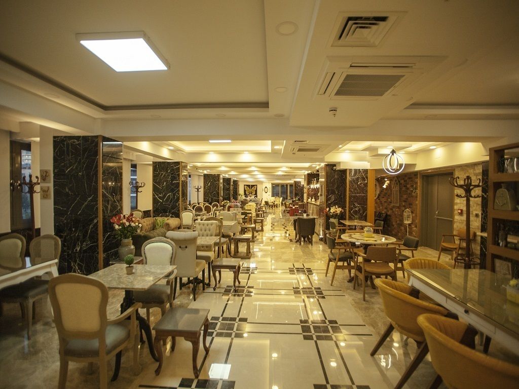 Tägliches inbegriffenes Frühstücksbuffet