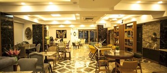 Lion Park Suites & Residence Hotel