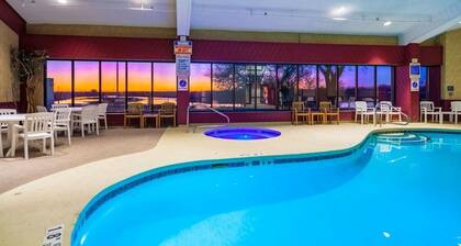 Suburban Studios I-80 Grand Island