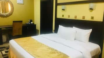 In-room safe, desk, laptop workspace, blackout drapes