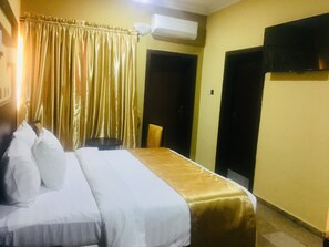 In-room safe, desk, laptop workspace, blackout drapes