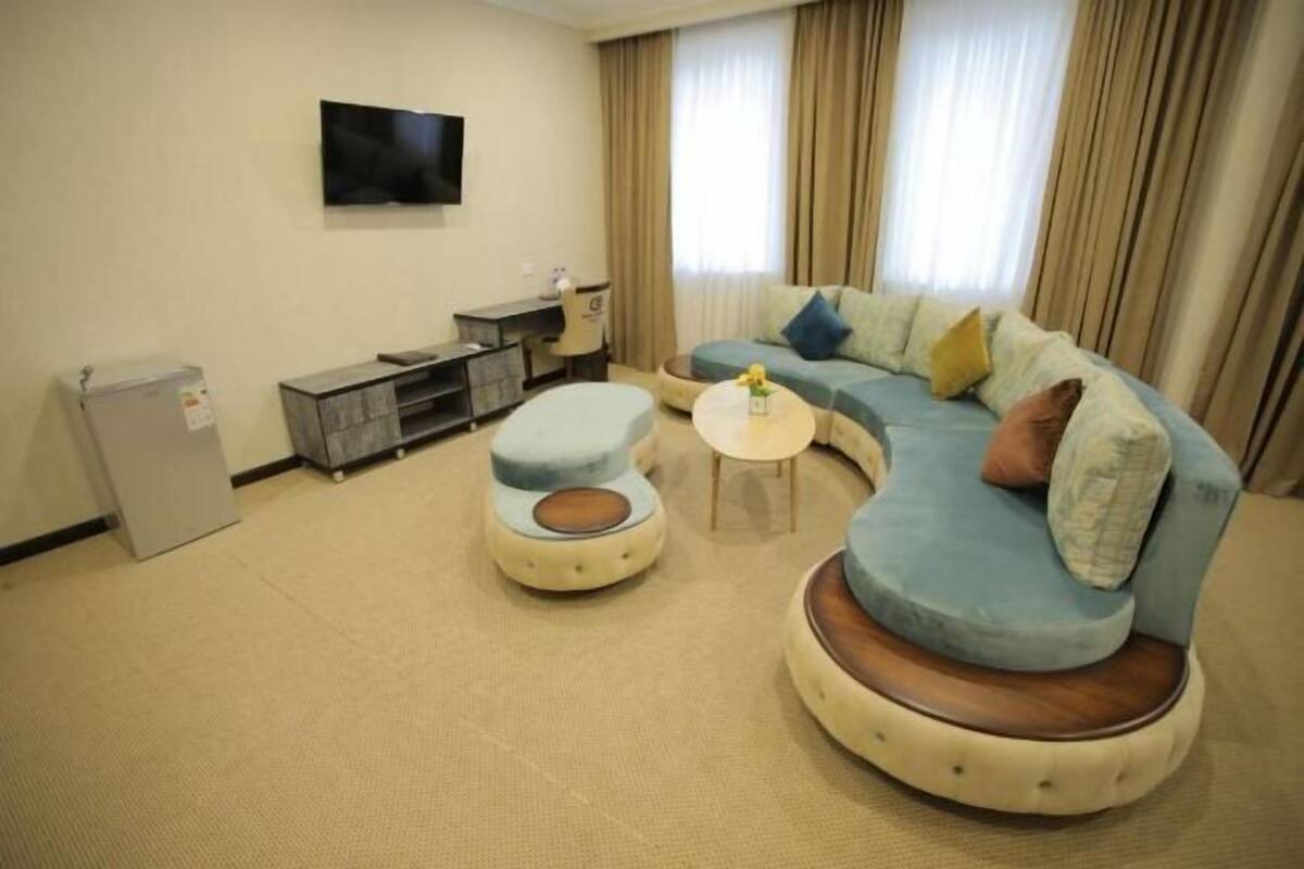 Living area | 32-cm Smart TV with satellite channels, TV, heated floors