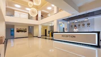 Check-in/check-out kiosk