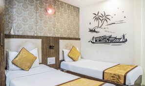Basic Single Room | Rollaway beds, free WiFi - Hotel Oyster (Mumbai)