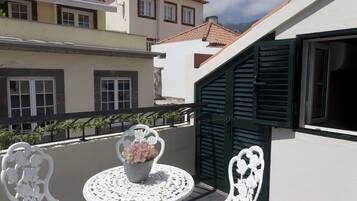 House, 3 Bedrooms | Terrace/patio