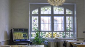 Restaurant - Pensionsieben Das andere Hotel (Loerrach)