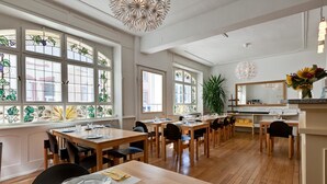 Restaurant - Pensionsieben Das andere Hotel (Loerrach)