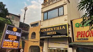 Fachada de la propiedad