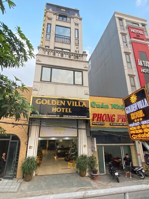 Mặt tiền nơi lưu trú