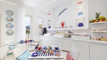 Colazione self-service inclusa, servita tutte le mattine