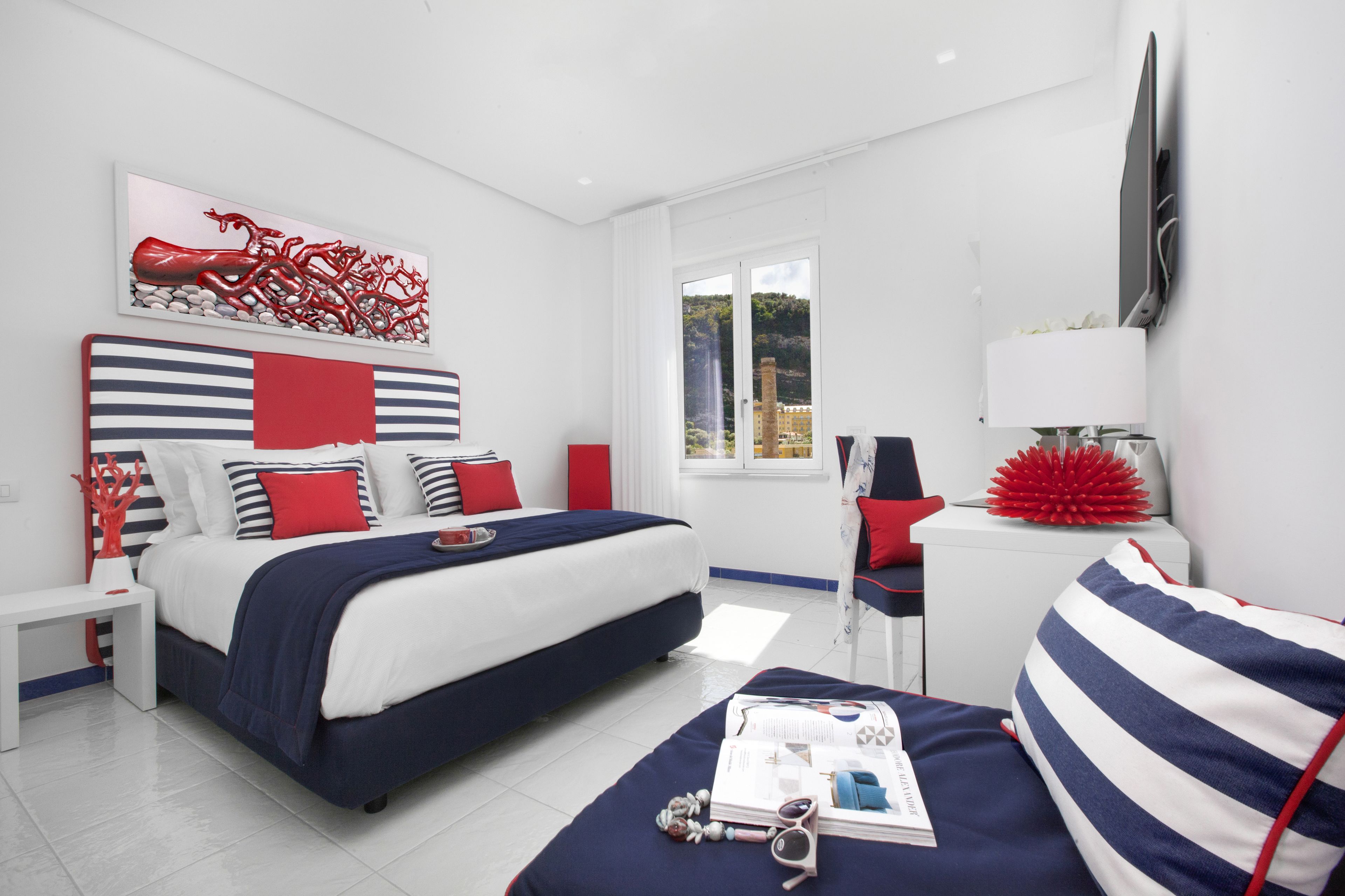 Minibar, in-room safe, desk, soundproofing