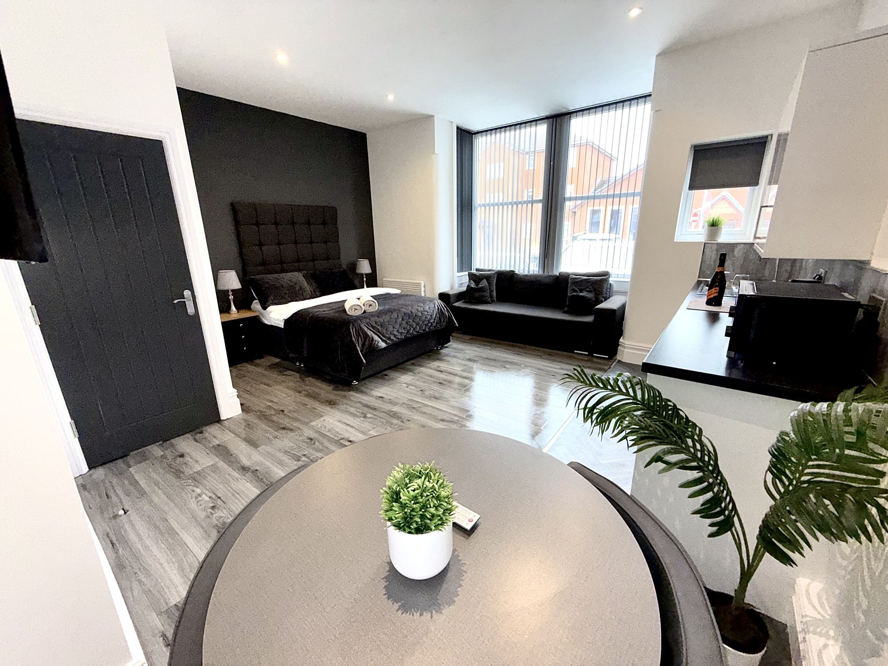 Luxe appartement, hot tub (Reads Selmes ) | 1 slaapkamer