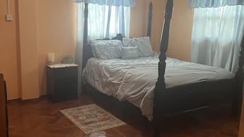 3 Schlafzimmer, Schreibtisch, kostenloses WLAN