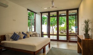 Chambre Double | Coffres-forts dans les chambres, ameublement personnalisé