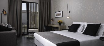 Azur Suites