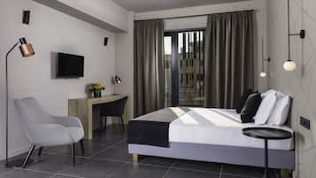 1 quarto, cofres nos quartos, escrivaninha, quartos à prova de som