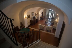 Interior entrance - Tenuta Torellone (San Potito Sannitico)