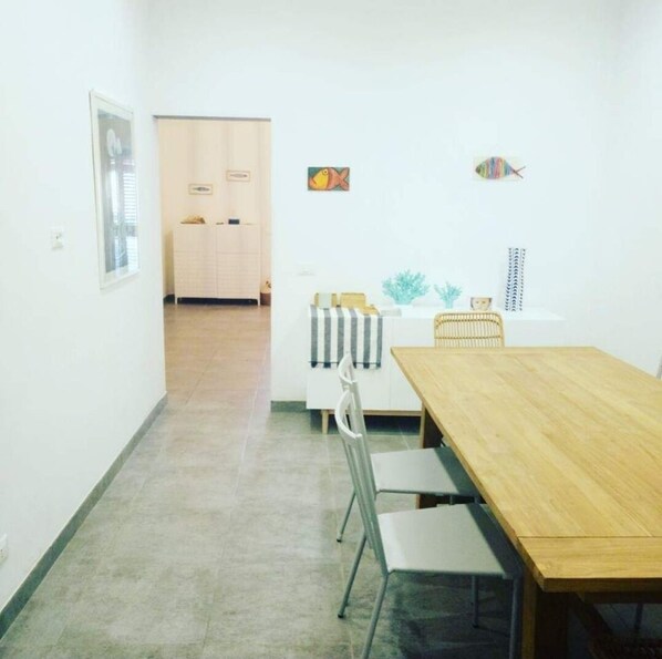 Dining - Casammare is a detached house with a terrace (Portopalo di Capo Passero)