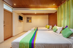 Deluxe Double Room | Desk, soundproofing, iron/ironing board, rollaway beds - Treebo New Redfern, Madikeri (Madikeri)