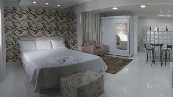 Suite, 1 King Bed