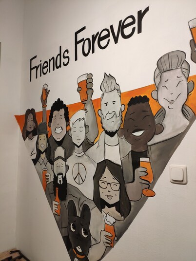 Friends Forever - Hostel