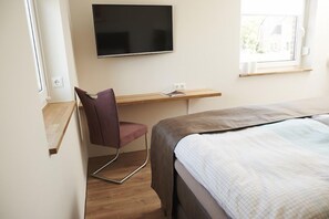 Apartment (Lüneburg), Gemeinschaftsküche | 1 Schlafzimmer, individuell dekoriert, individuell eingerichtet