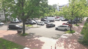 Apartment, 2 Bedrooms | Street view - Private Apartment Kardinal-Galen-Hof (Hannover)