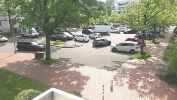 Apartment, 2 Schlafzimmer | Blick auf die Straße