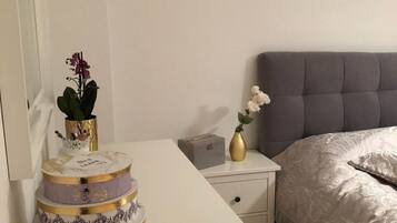 2 Schlafzimmer, Bügeleisen/Bügelbrett, kostenloses WLAN, Bettwäsche