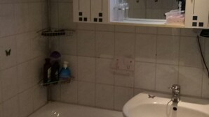 Towels - Private Apartment Letterstraße (Hannover)