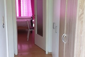 Hallway - Private Apartment Bemeroder Anger (Hannover)