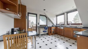 Private kitchen - Private Apartment Schillingswinkel (Hemmingen)