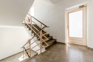 Staircase - Private Apartment Hildesheimer Straße (Laatzen)