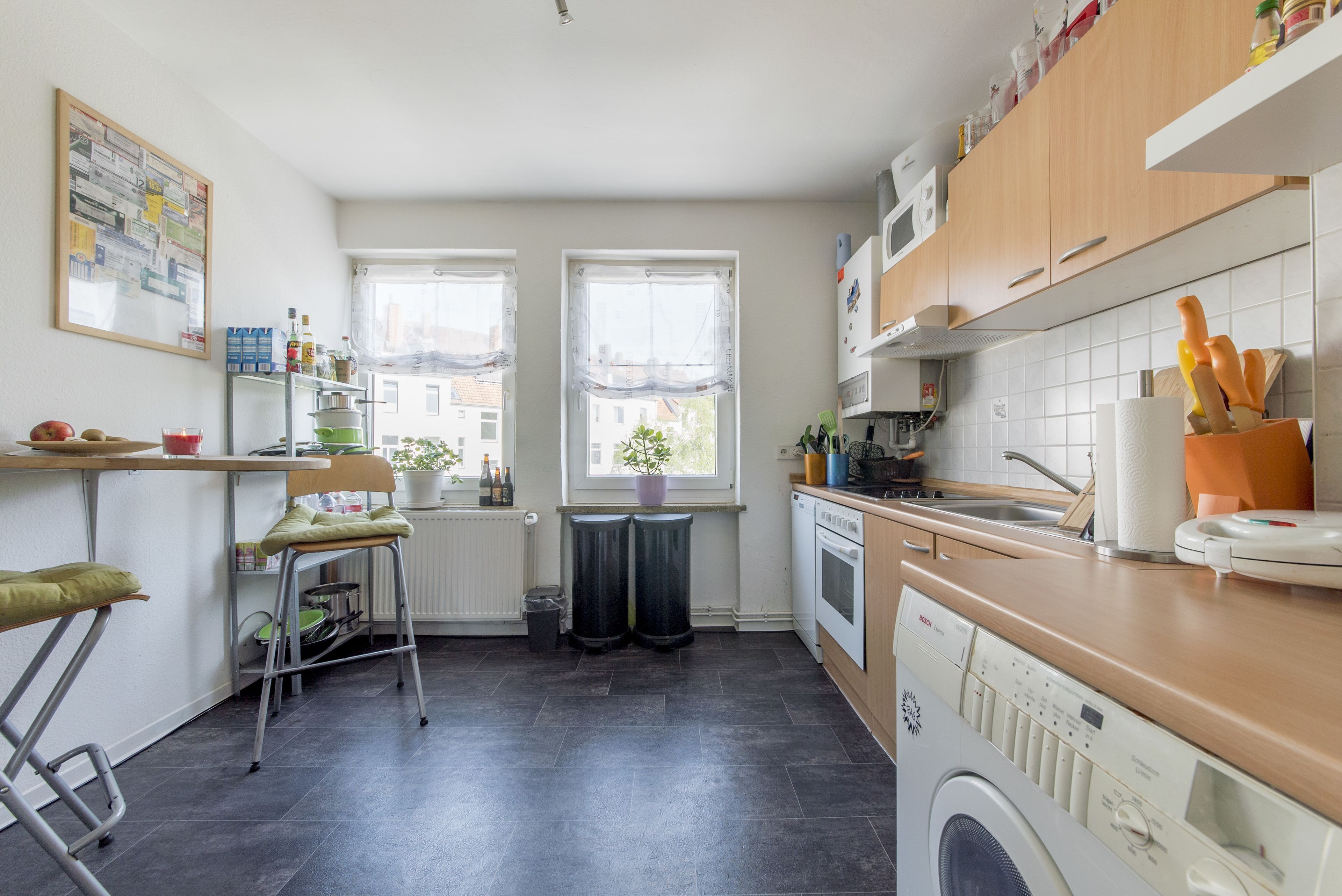 Fridge, microwave, stovetop, electric kettle