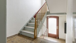 Unclassified image, 3 of 13, button - Private Apartment Giesener Straße (Hannover)