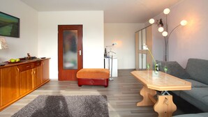 Unclassified image, 5 of 7, button - Private Apartment Hoffmann-von-Fallersleben-Straße (Hannover)