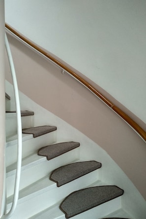 Staircase - Private Apartment Brieger Weg (Hannover)