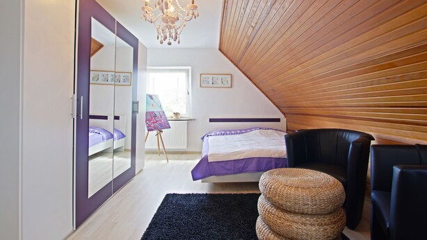 2 bedrooms, iron/ironing board, WiFi (free), bed sheets - Private Apartment Böckeriethe (Garbsen)