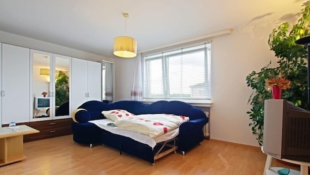 1 chambre, fer et planche à repasser, Wi-Fi gratuit, draps fournis