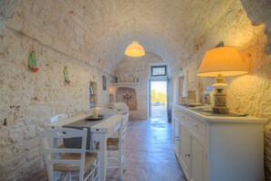 Appartement, 1 chambre | Coin séjour