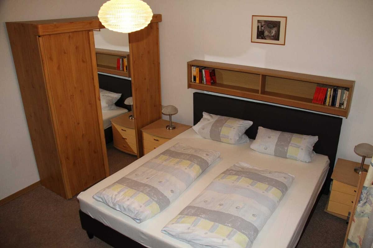 Habitación doble, balcón | Escritorio, insonorización y wifi gratis