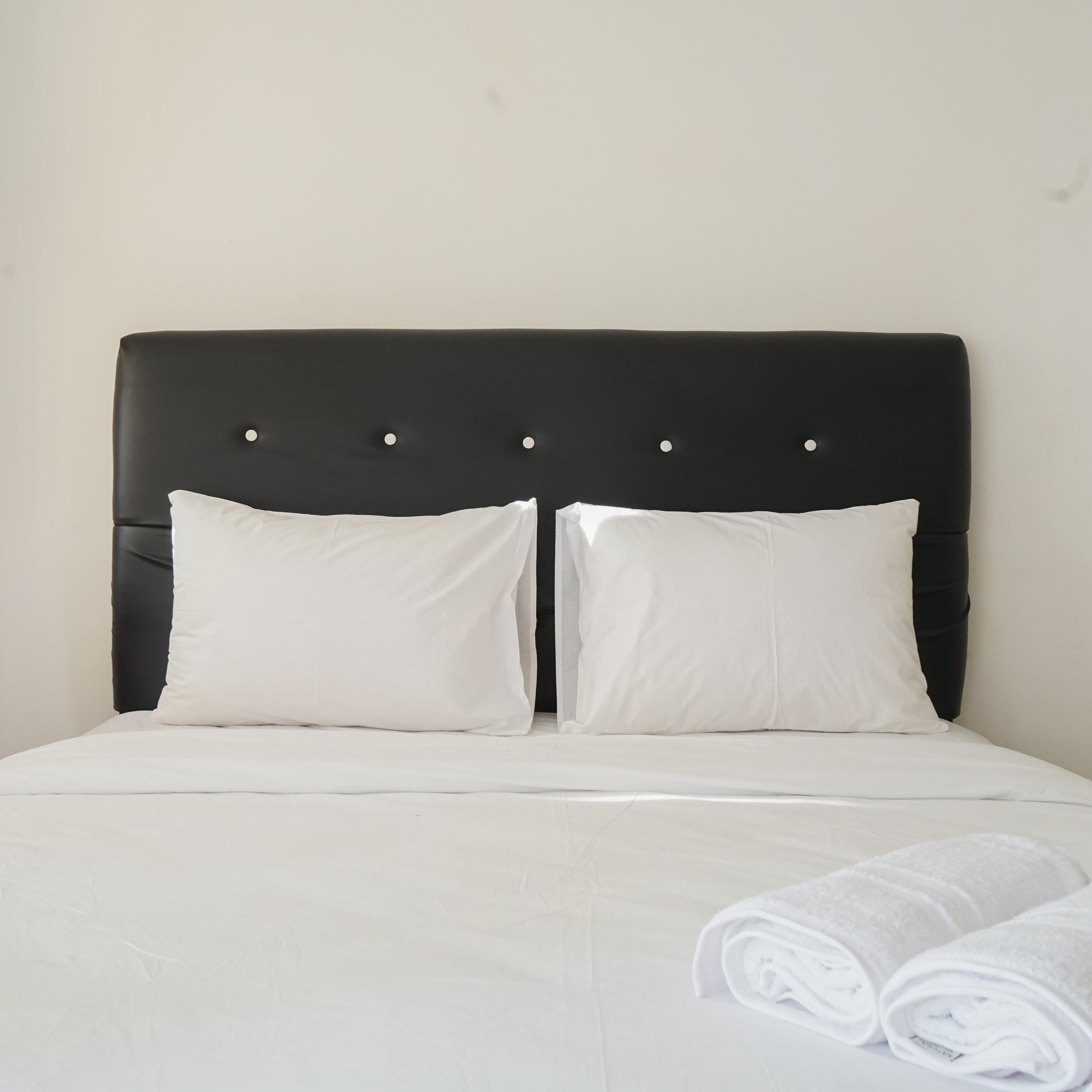 Room | 1 bedroom, desk, free WiFi, bed sheets