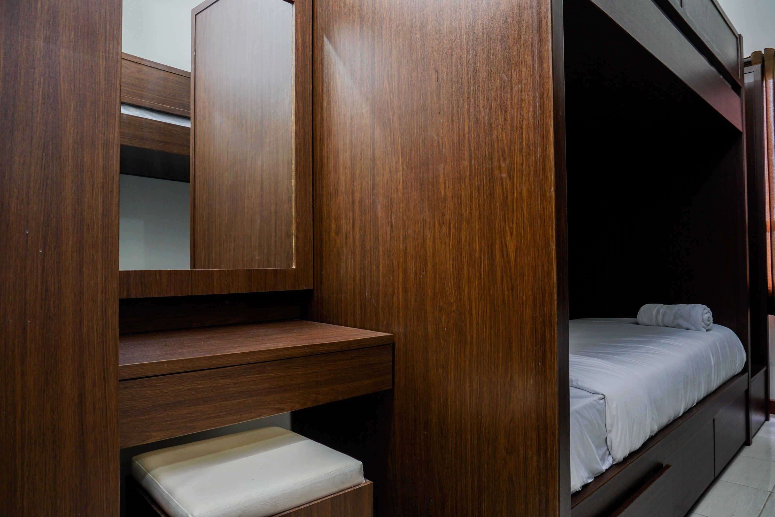 2 habitaciones, escritorio, wifi gratis y ropa de cama 