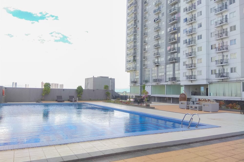 Best Location Studio Park View Condominium Apartment