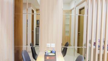 Room | In-room dining