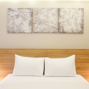 1 bedroom, free WiFi, bed sheets - Modern Studio @ Mustika Golf Apartment (Cikarang)