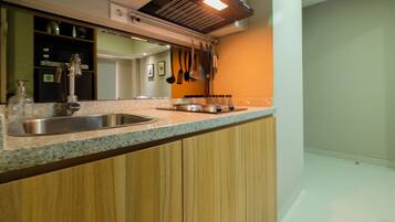 Room | Private kitchen | Fridge, microwave, stovetop, electric kettle