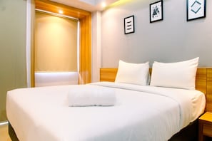 1 chambre, bureau, accès au Wi-Fi (inclus), literie fournie